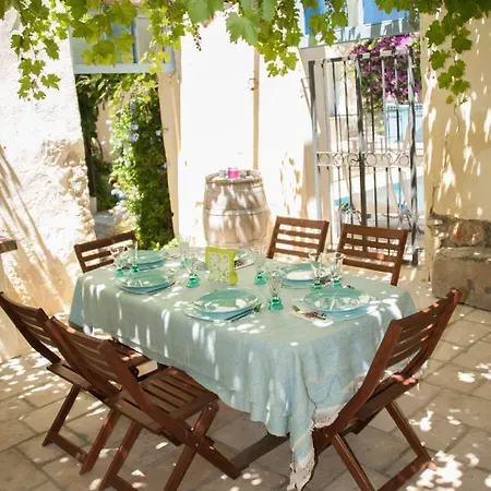 D'hote- Maison Pelissier Frühstückspension Cuxac-dʼAude